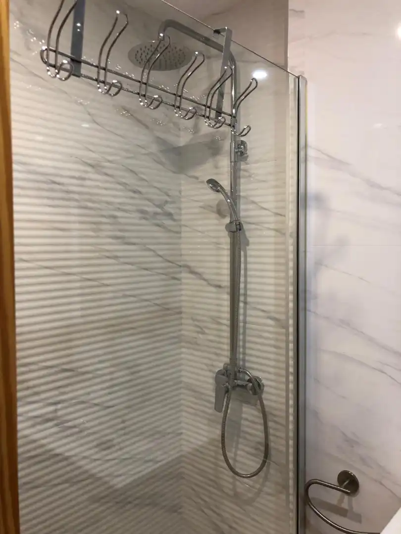 Badezimmer von Wohnung zum Verkauf in Gilet mit Klimaanlage, Möbliert und Balkon