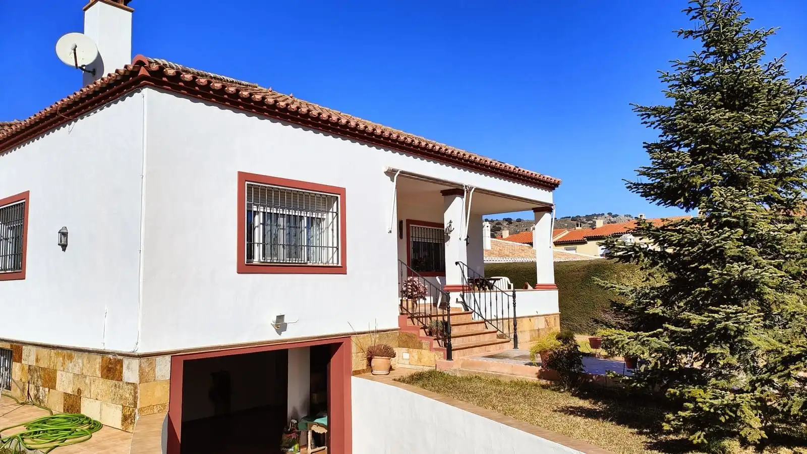 Chalet en venta en Cuevas del Becerro, imagen 2