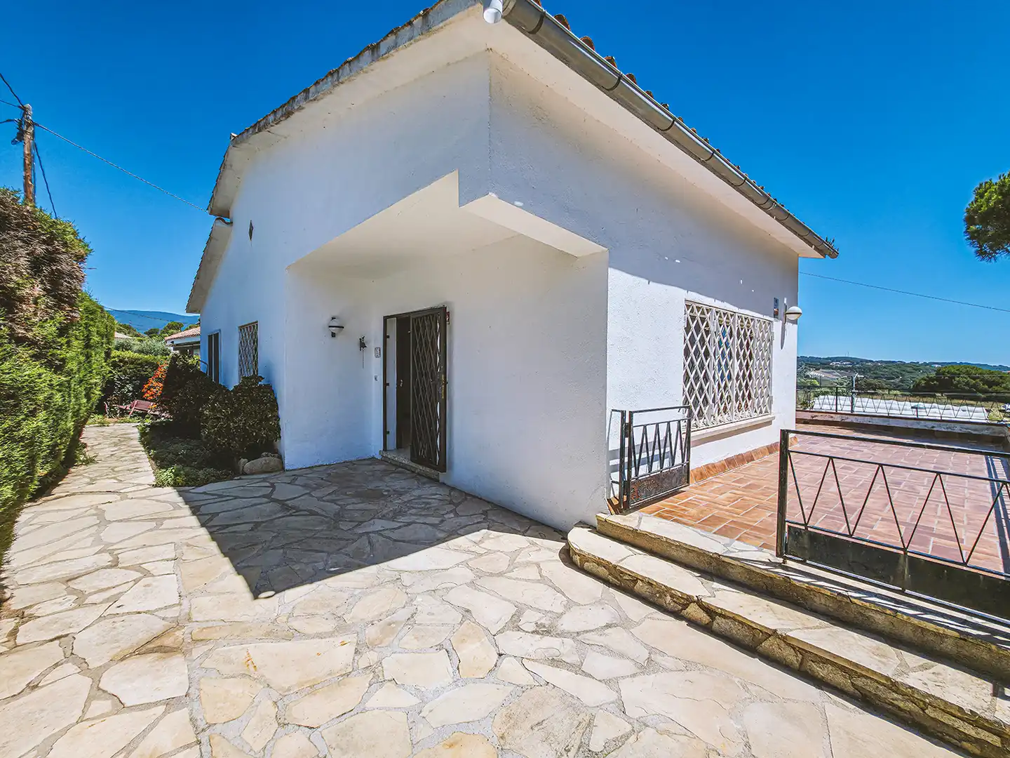 Vista exterior de Casa o xalet en venda en Sant Pol de Mar amb Calefacció, Jardí privat i Terrassa