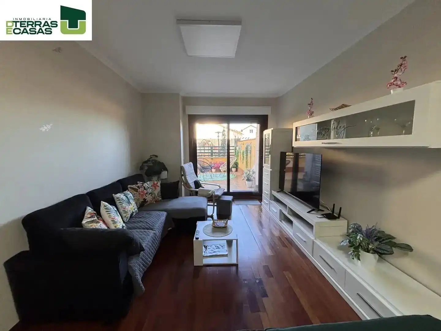 Sala de estar de Piso en venta en O Grove   con Aire acondicionado, Terraza y Trastero