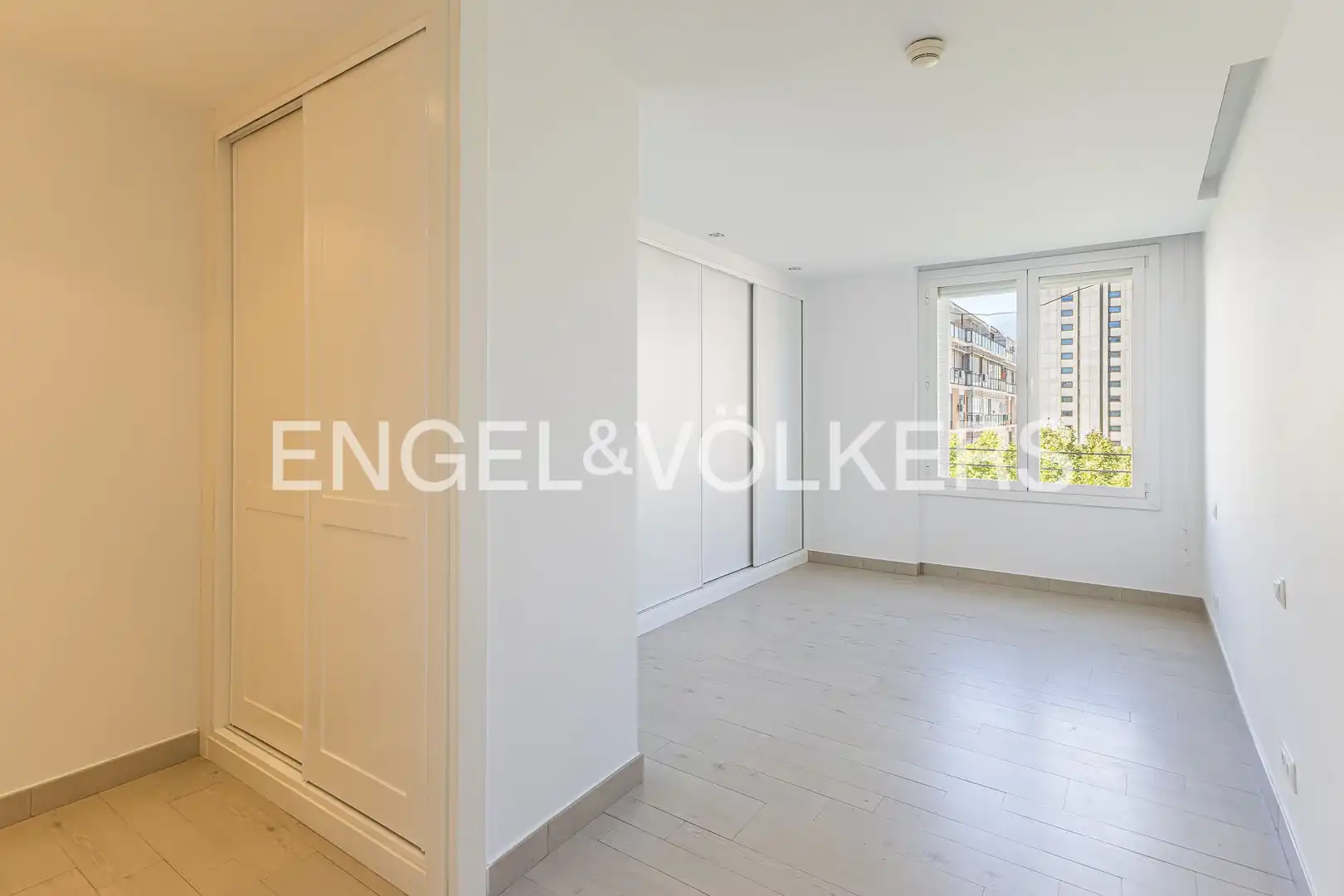 Habitación de Piso de alquiler en Madrid con Aire acondicionado y Calefacción