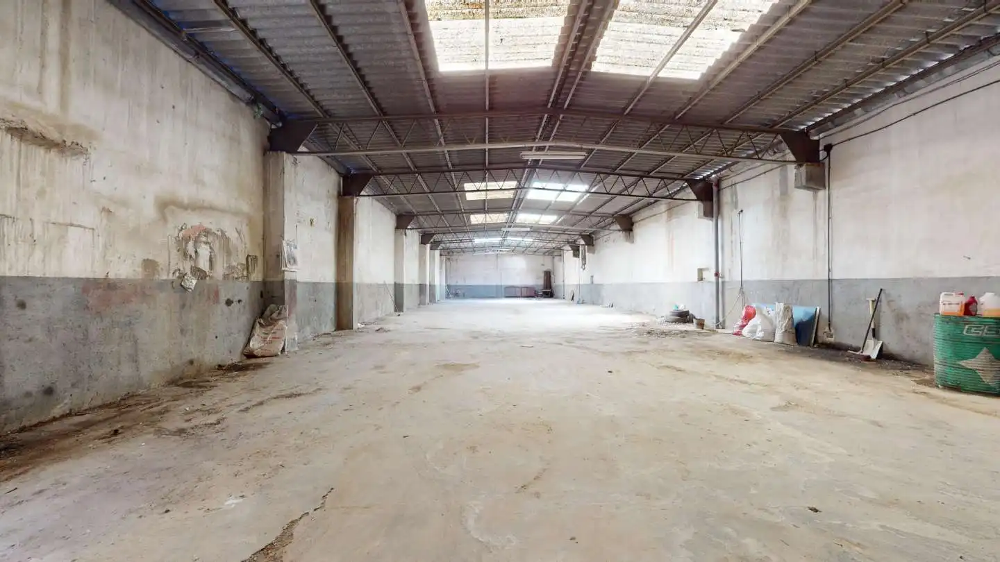 Industrial buildings for sale in Madrid