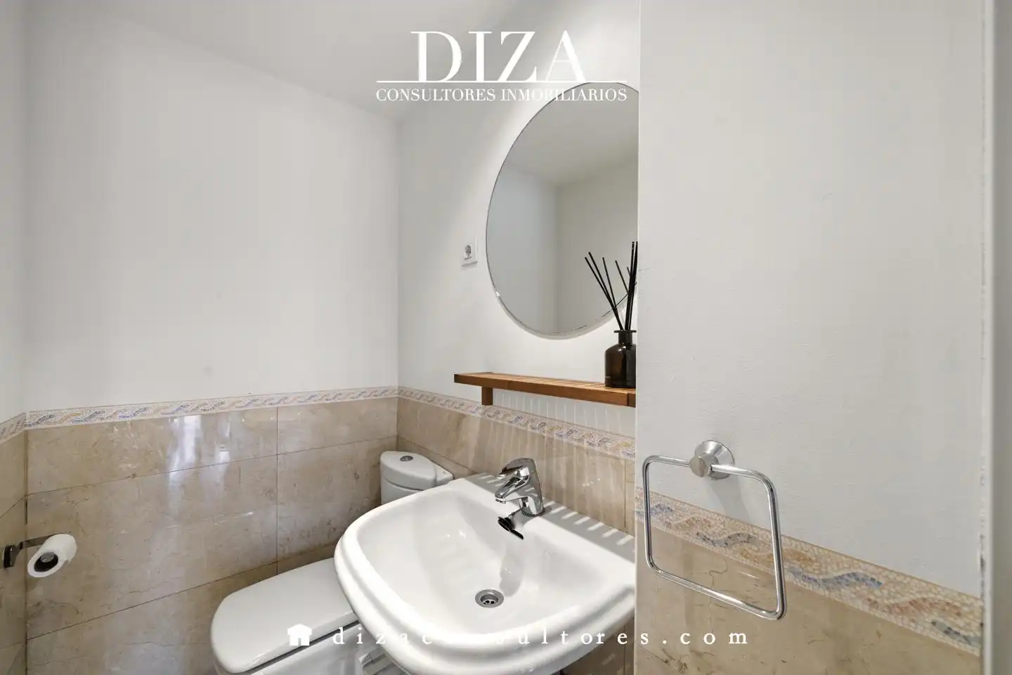 Baño de Piso en venta en Madrid con Aire acondicionado, Calefacción y Jardín privado