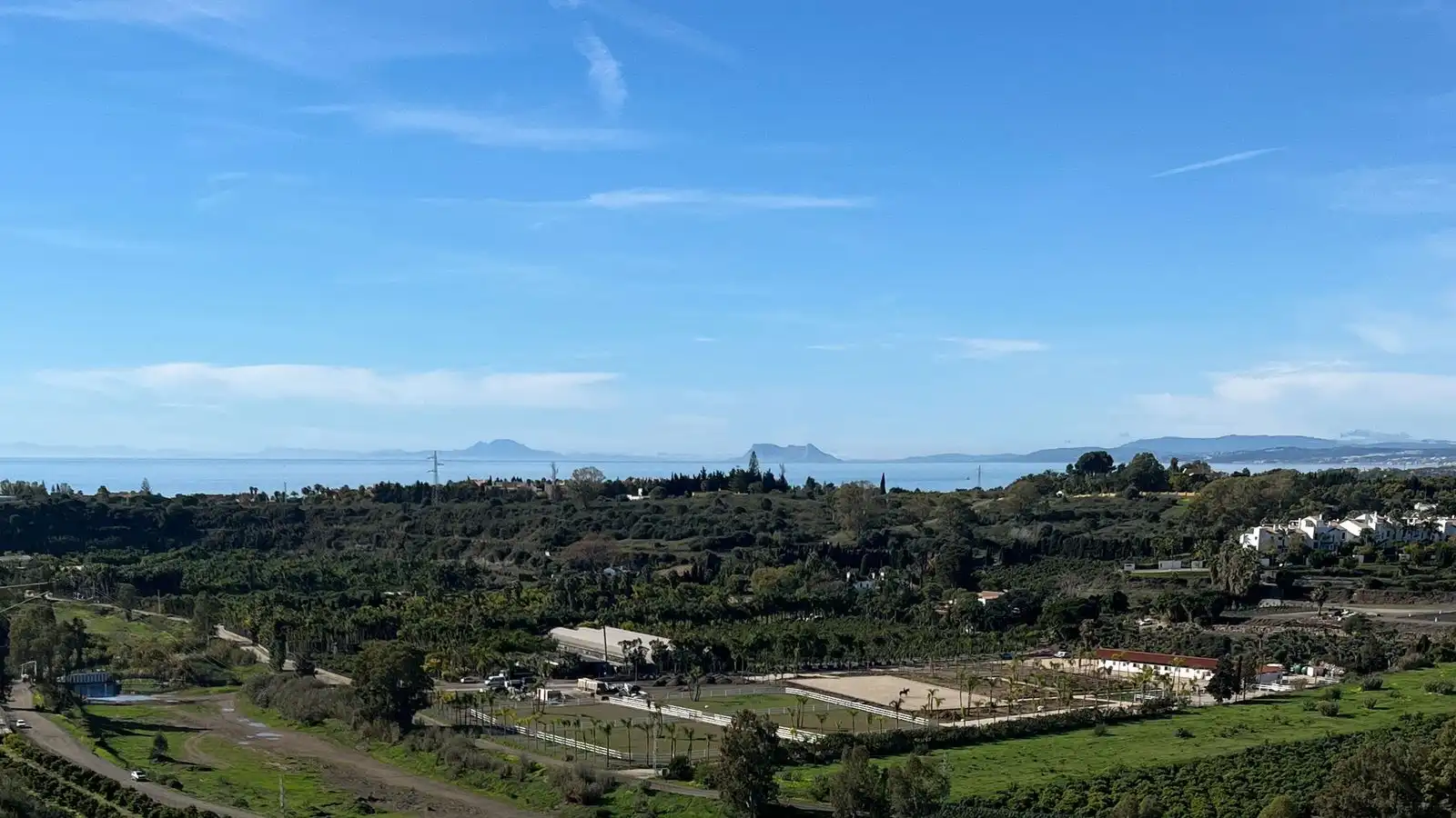 Vista exterior de Ático en venta en Estepona con Aire acondicionado, Terraza y Trastero