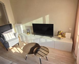 Living room of Apartment for sale in Calahorra  with Heating, Parquet flooring and Furnished