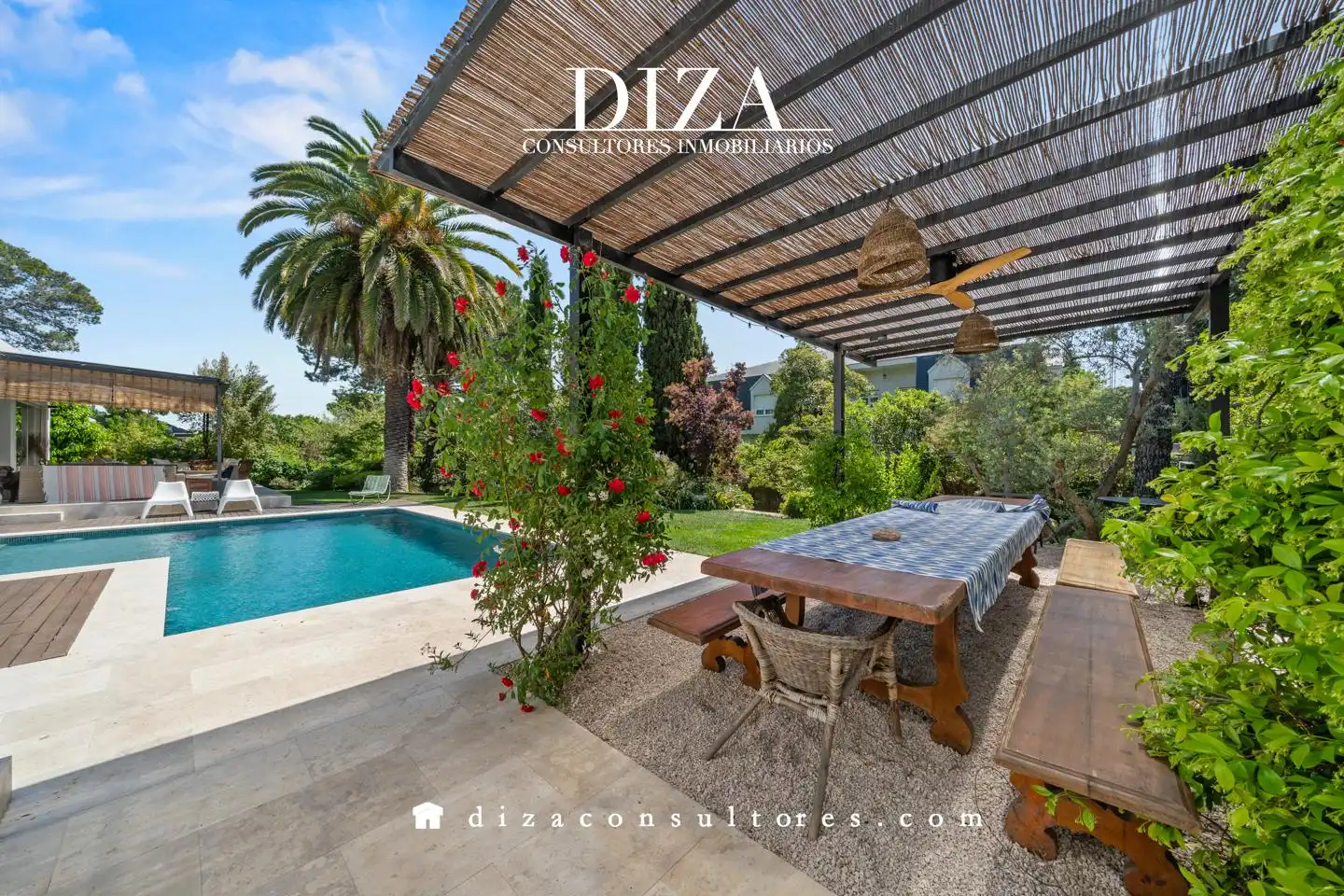 Terrassa de Casa o xalet en venda en Pozuelo de Alarcón amb Aire condicionat, Calefacció i Jardí privat