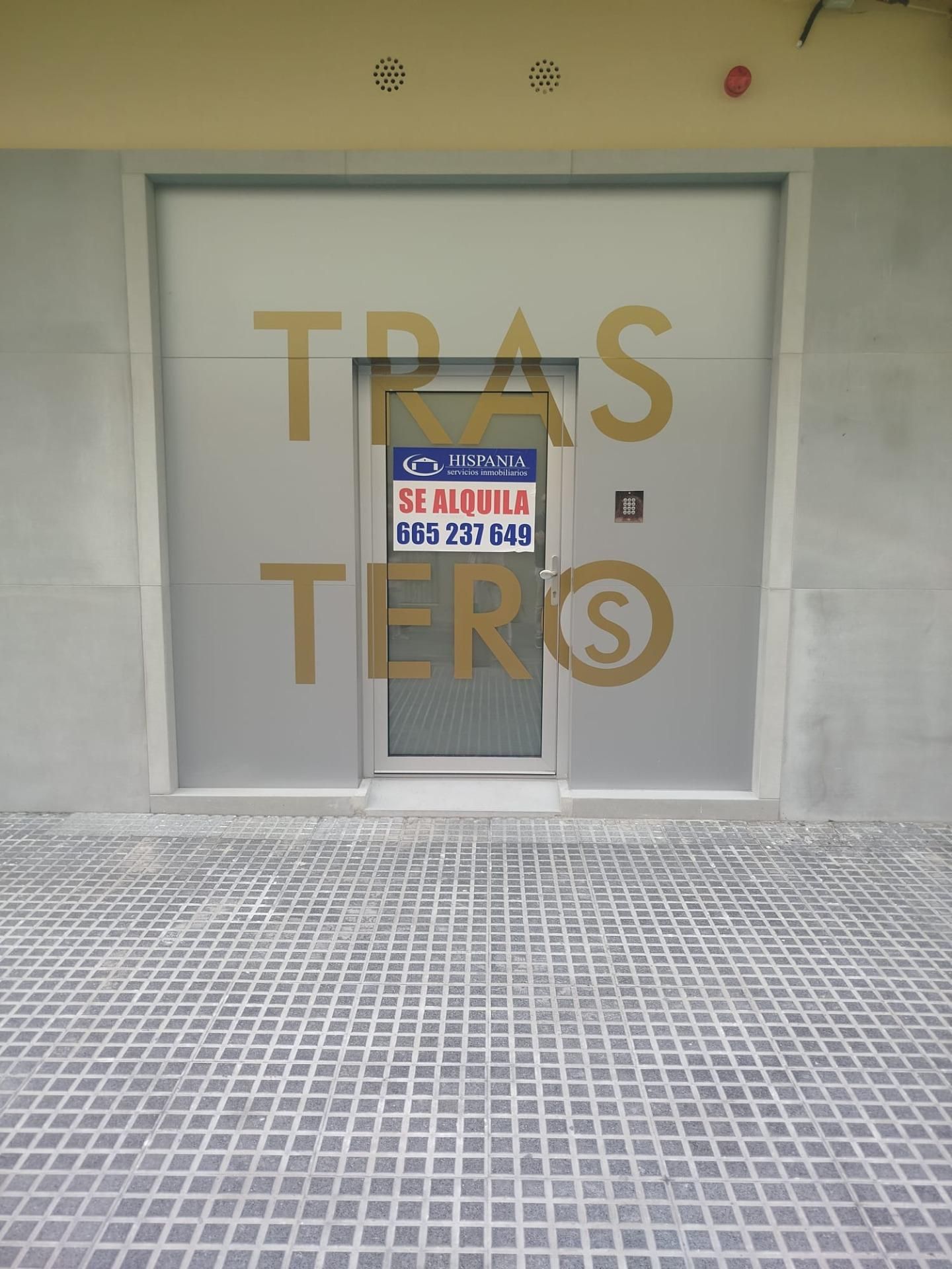 Box room to rent in  Cádiz Capital