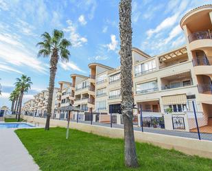 Vista exterior de Àtic en venda en Orihuela amb Aire condicionat, Calefacció i Terrassa