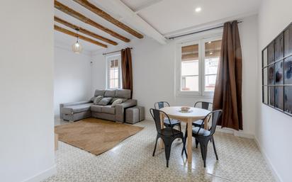 Living room of Flat for sale in  Barcelona Capital  with Heating and Parquet flooring