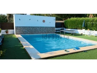 Villa con piscina in vendita a Urbanizacion LOS FRUTALES DEL ALCOR