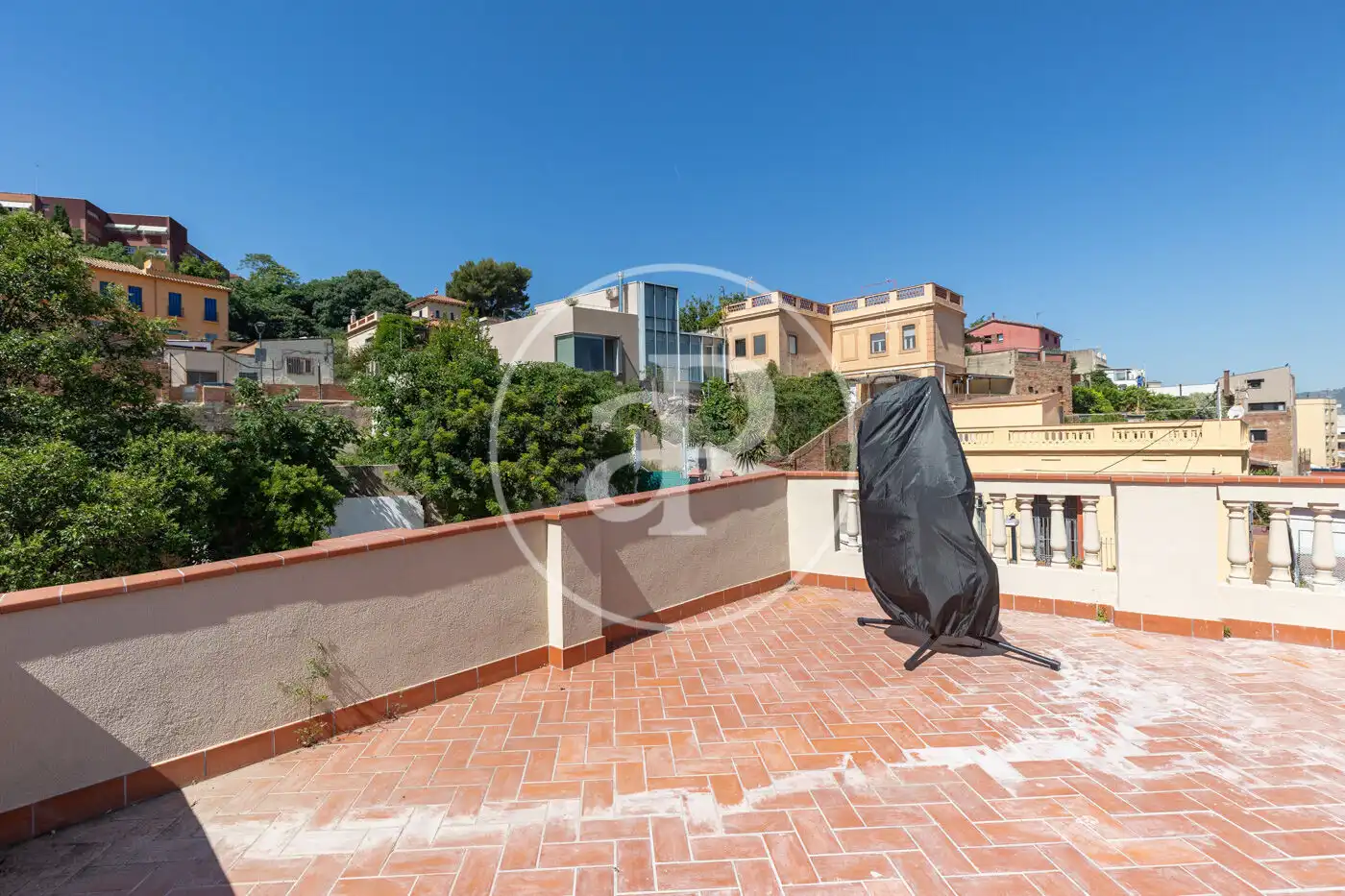 Terrasse von Wohnung zum Verkauf in Barcelona mit Klimaanlage, Heizung und Privatgarten