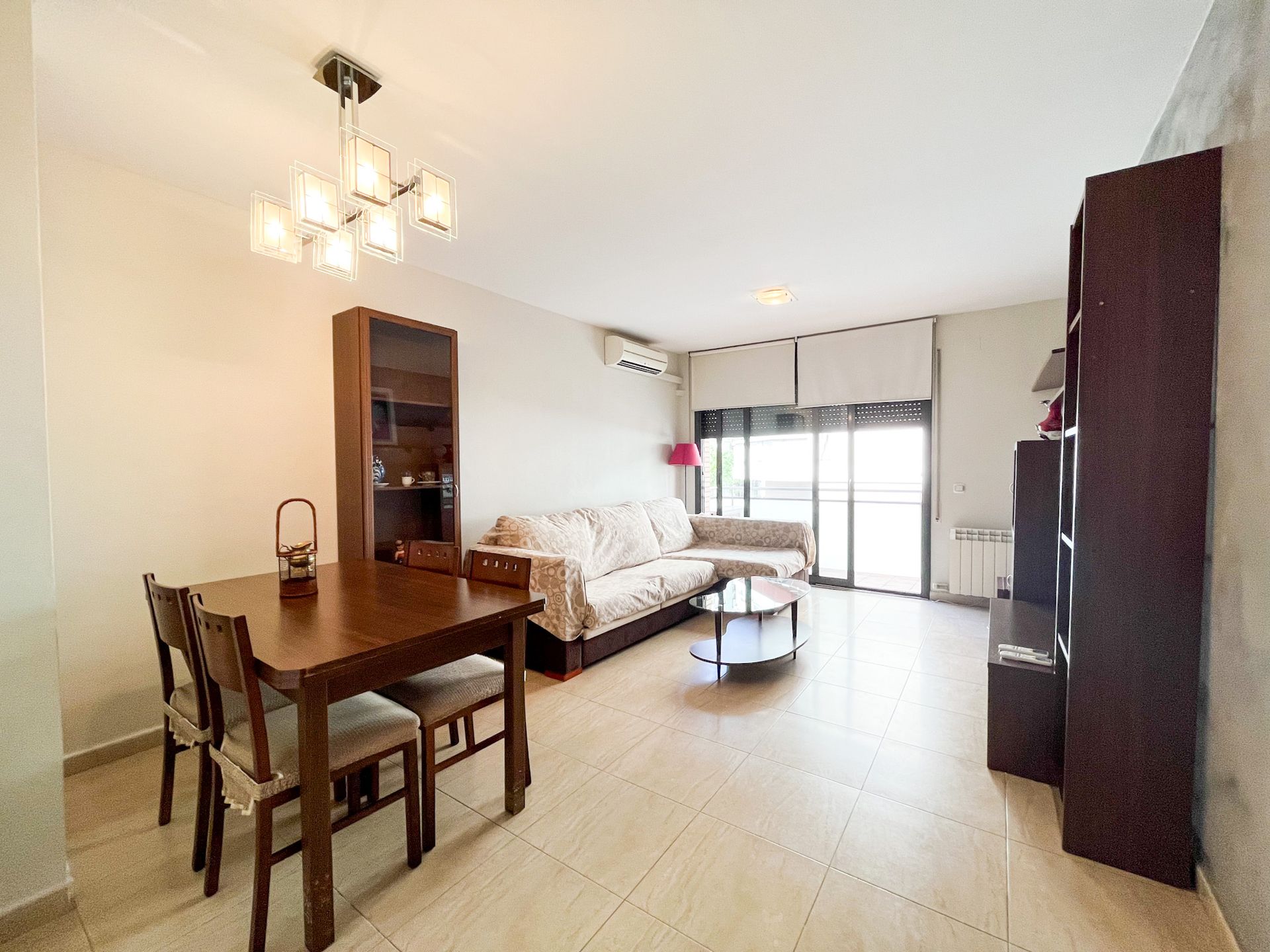 Living room of Flat to rent in Cerdanyola del Vallès  with Air Conditioner, Heating and Terrace