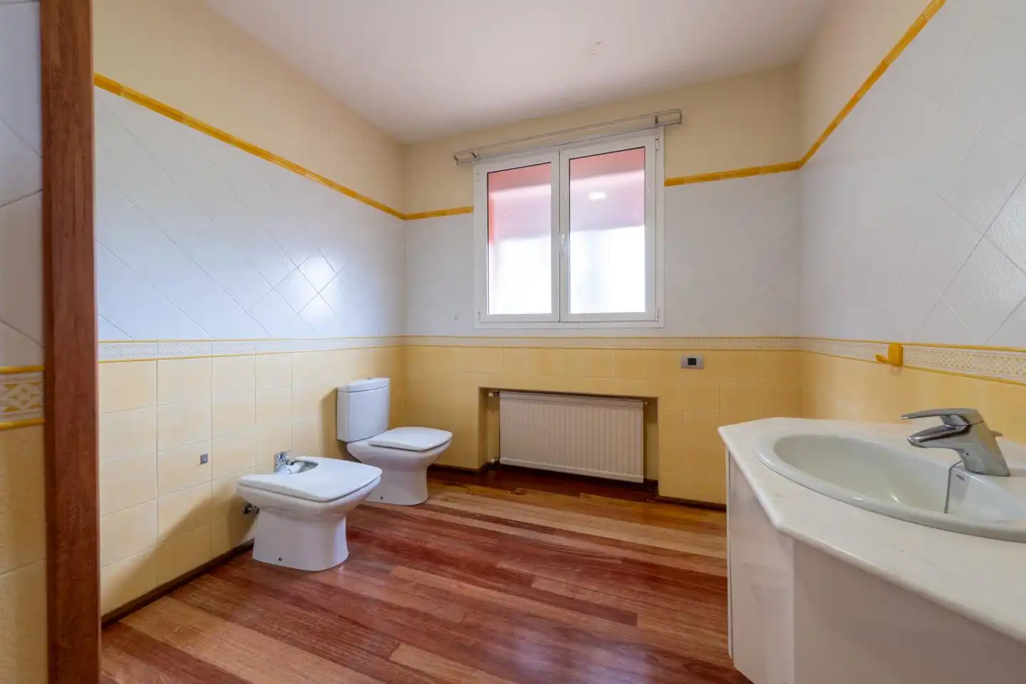 Badezimmer von Country house zum Verkauf in Santa Brígida