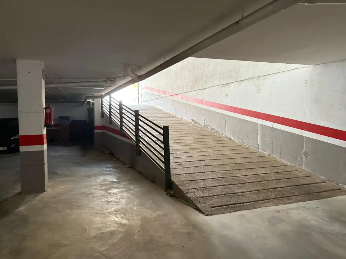 Parking of Duplexes for sale in Figueres  with Air Conditioner, Heating and Private garden