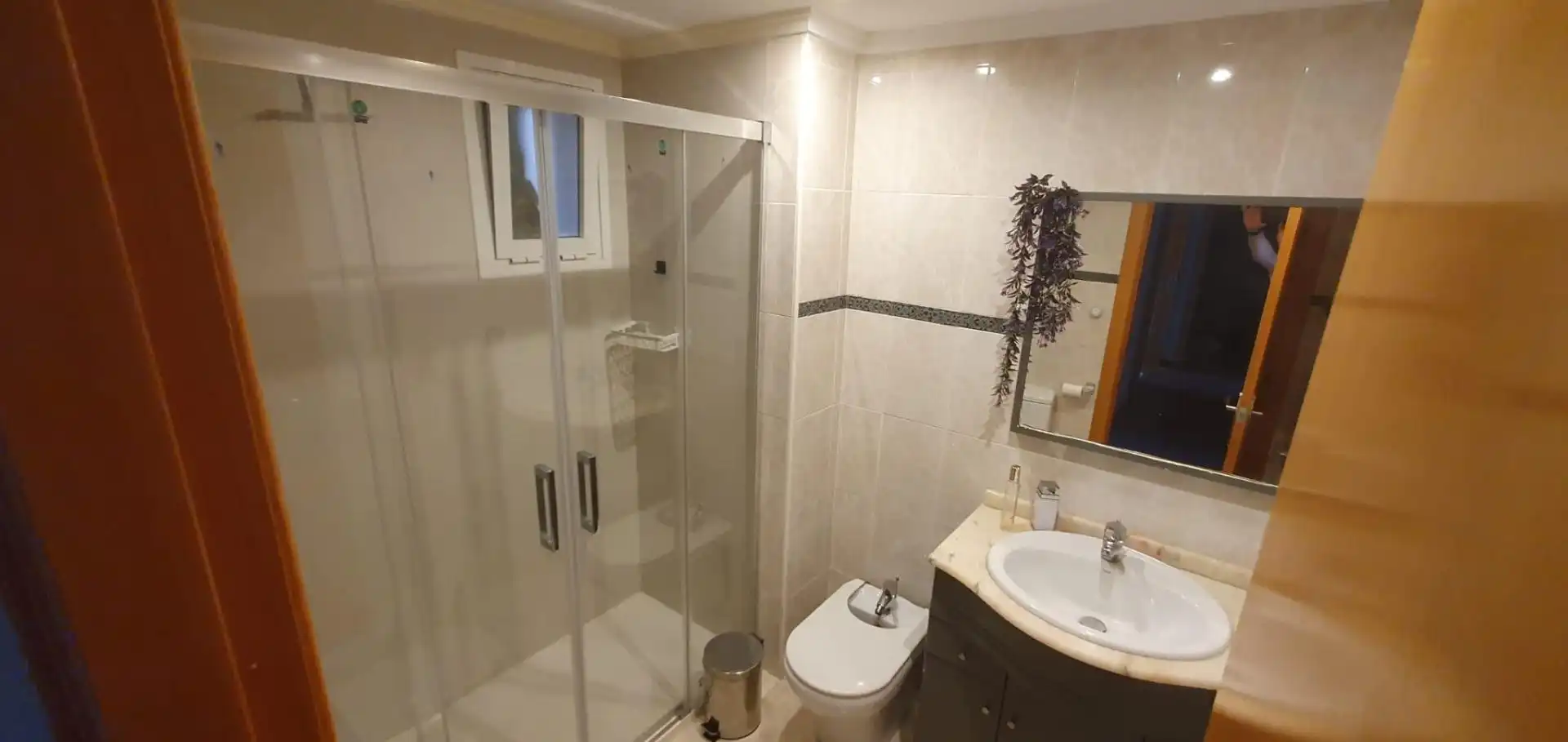 Baño de Piso de alquiler en Sagunto / Sagunt con Aire acondicionado, Calefacción y Amueblado