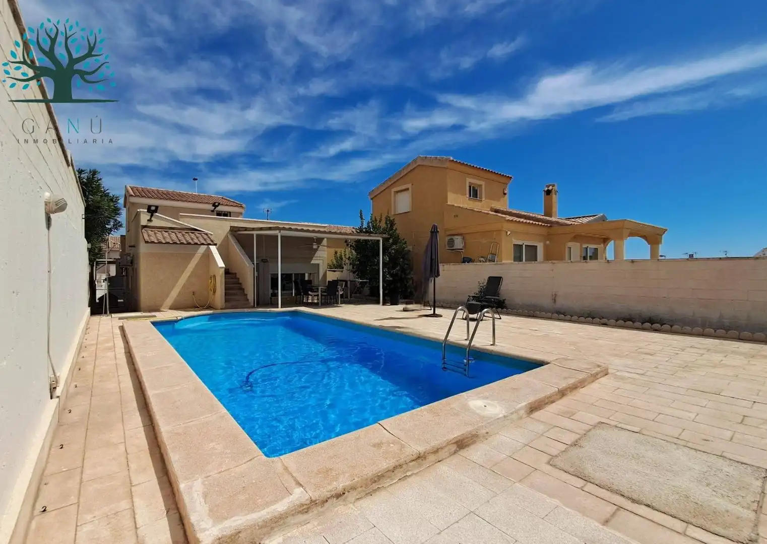 Villa mit Pool zum Verkauf in Avenida Cabo de la Nao, imagen 2
