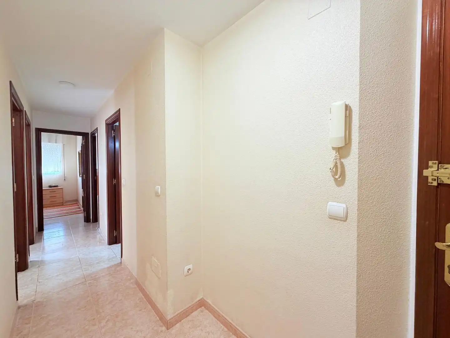 Flat with terrace to rent in Calle Milán, imagen 39