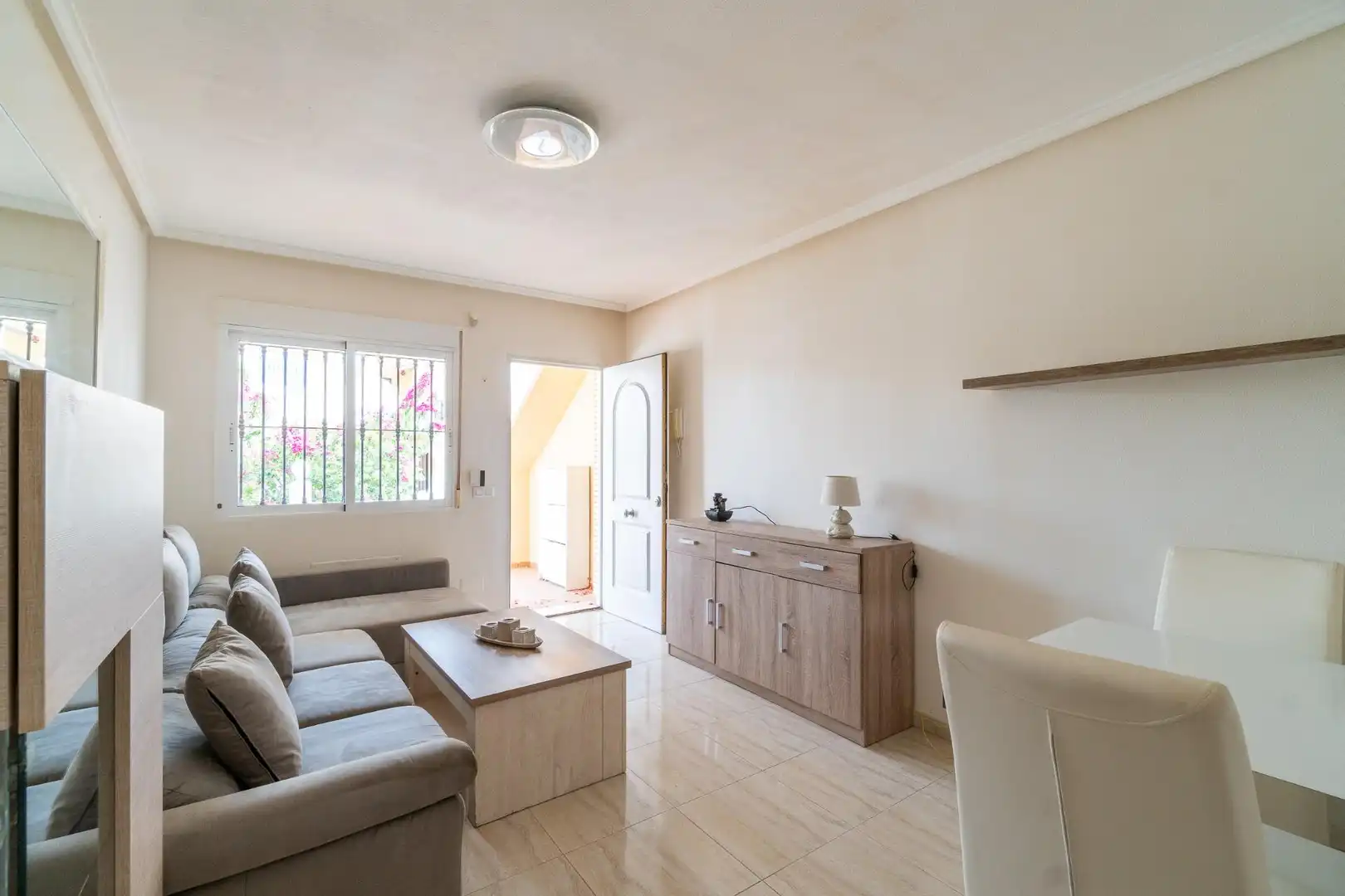 Living room of Apartments for sale in Orihuela