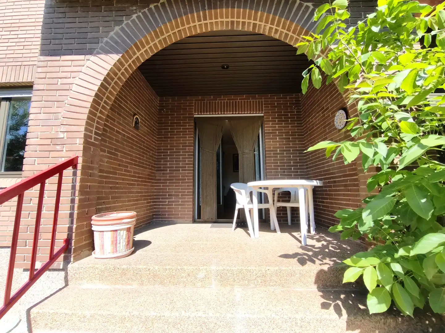 Casa adosada en venda en  Logroño amb Calefacció, Jardí privat i Parquet