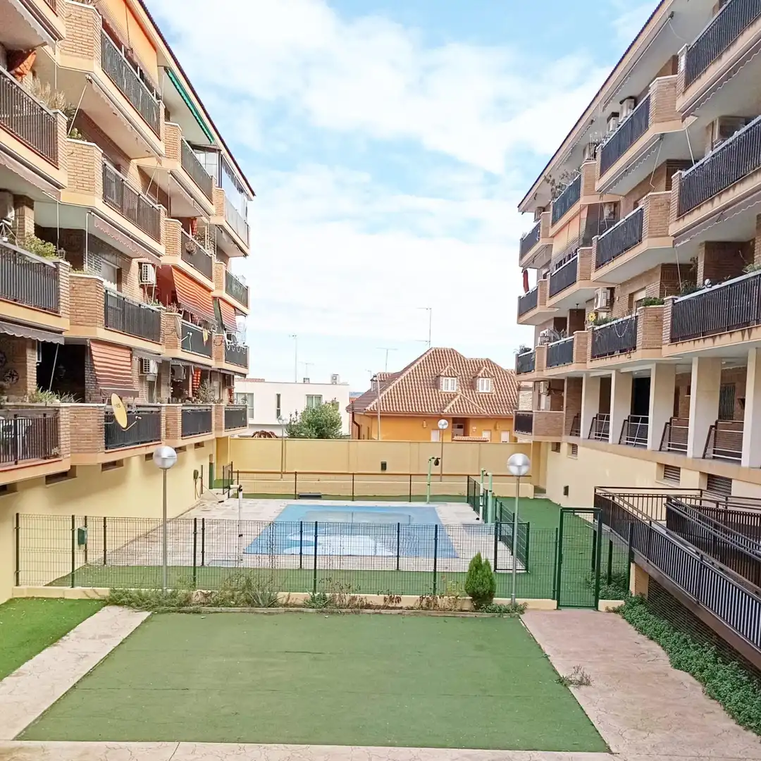 Vista exterior de Apartamento en venta en Ciempozuelos con Aire acondicionado, Parquet y Terraza