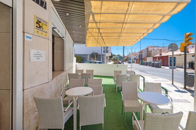 Local comercial en Venta en Calle Bolivia en Pedregalejo - Morlaco