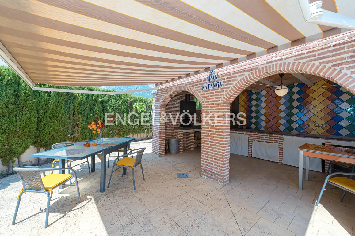 Terraza de Casa o chalet en venta en La Nucia con Aire acondicionado, Jardín privado y Piscina