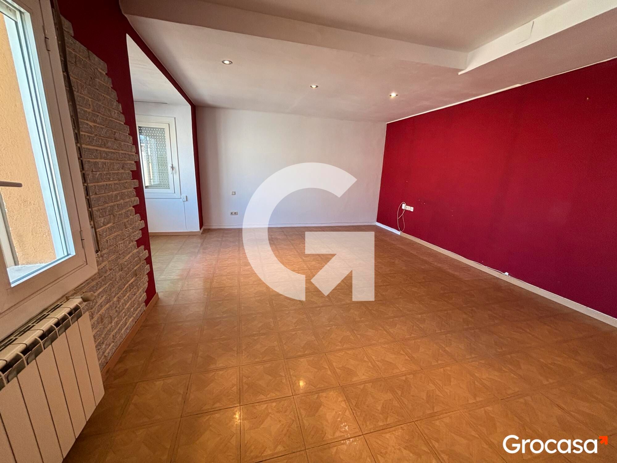 Flat for sale in Terrassa  with Heating, Storage room and Oven