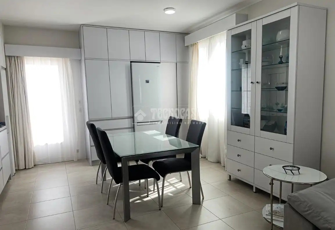 Comedor de Casa o chalet en venta en Madrid con Jardín privado y Alarma