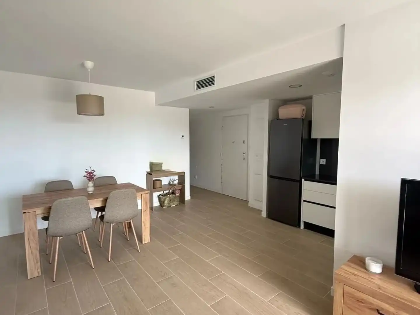 Cocina de Piso de alquiler en El Campello con Aire acondicionado, Calefacción y Piscina