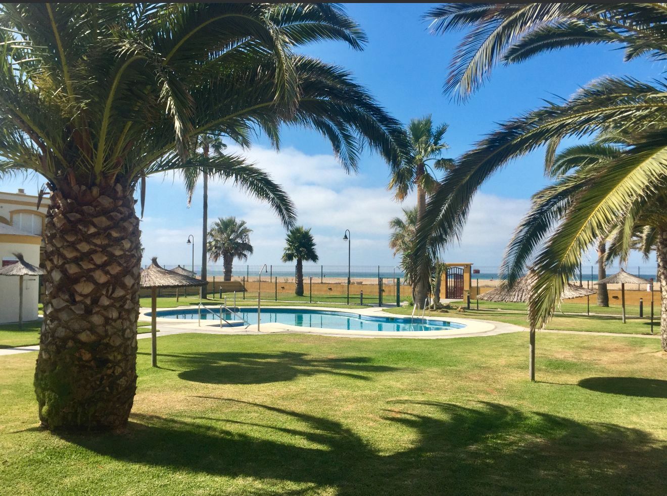 Jardí de Apartament en venda en Tarifa amb Terrassa, Moblat i Piscina comunitària