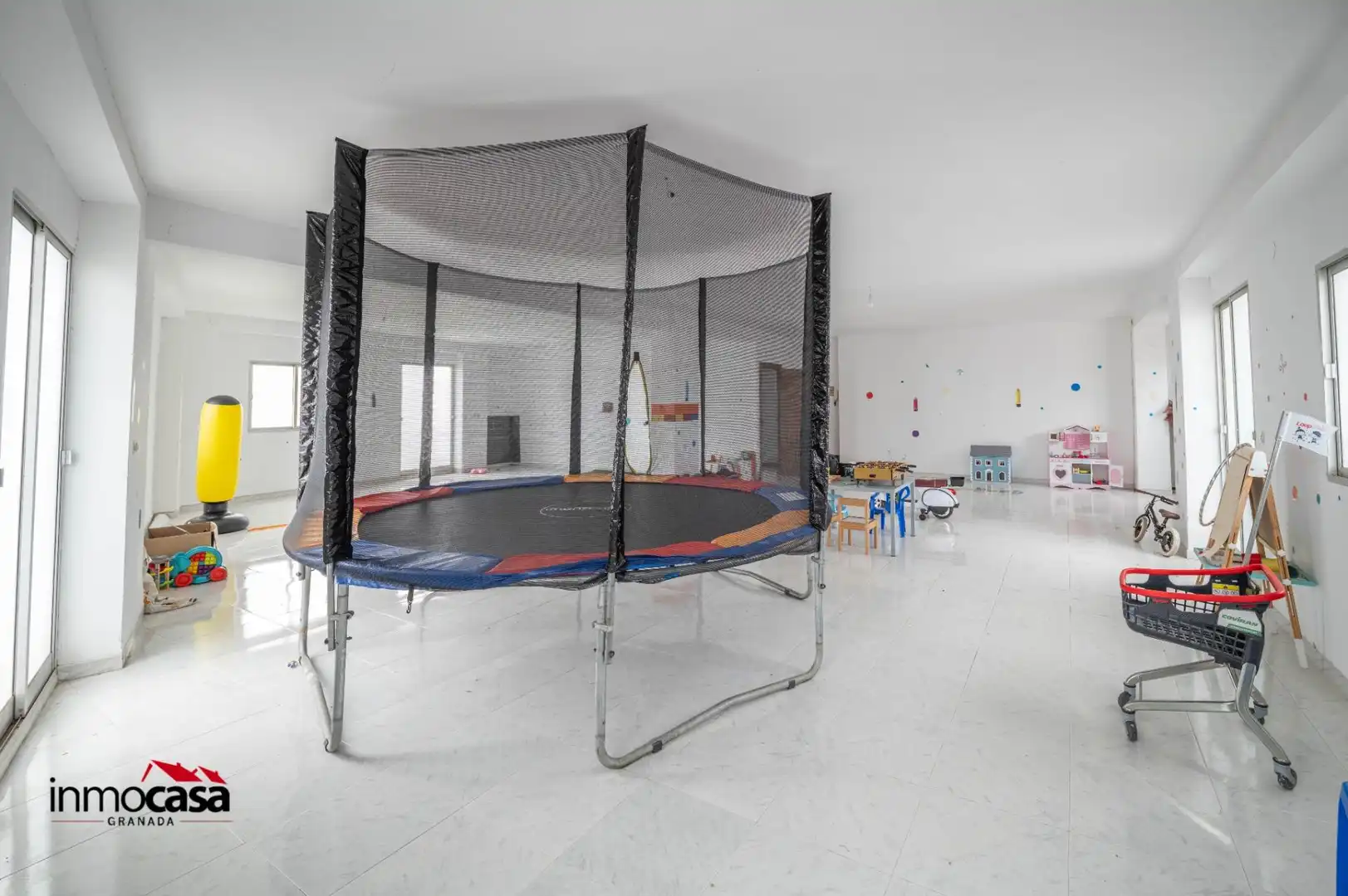 Edificio en venta en Dehesas Viejas