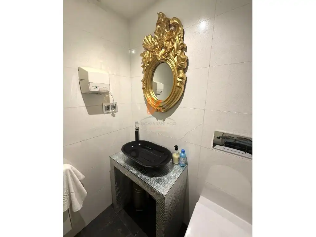 Baño de Local de alquiler en Santiago de Compostela 