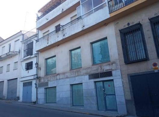 Local comercial en Alquiler en Av de Andalucía en Iznalloz