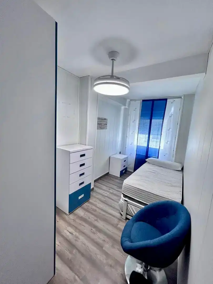 Dormitori de Pis en venda en Puertollano amb Aire condicionat i Balcó