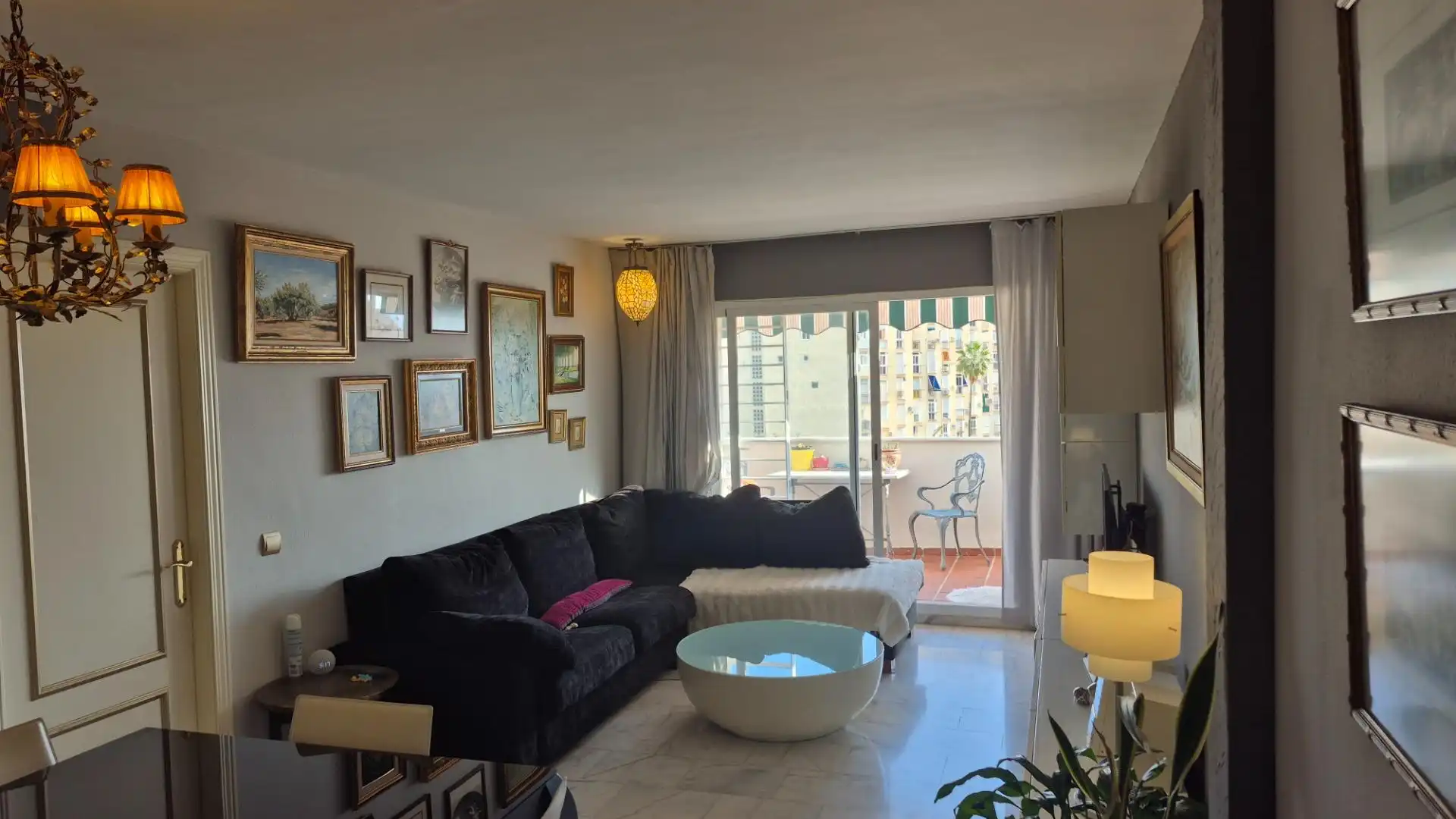 Sala d'estar de Àtic en venda en Rincón de la Victoria amb Terrassa i Piscina comunitària