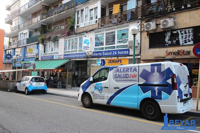 Local comercial en Venta en Torrelavega - Calle Félix Apellániz, 13 en Centro