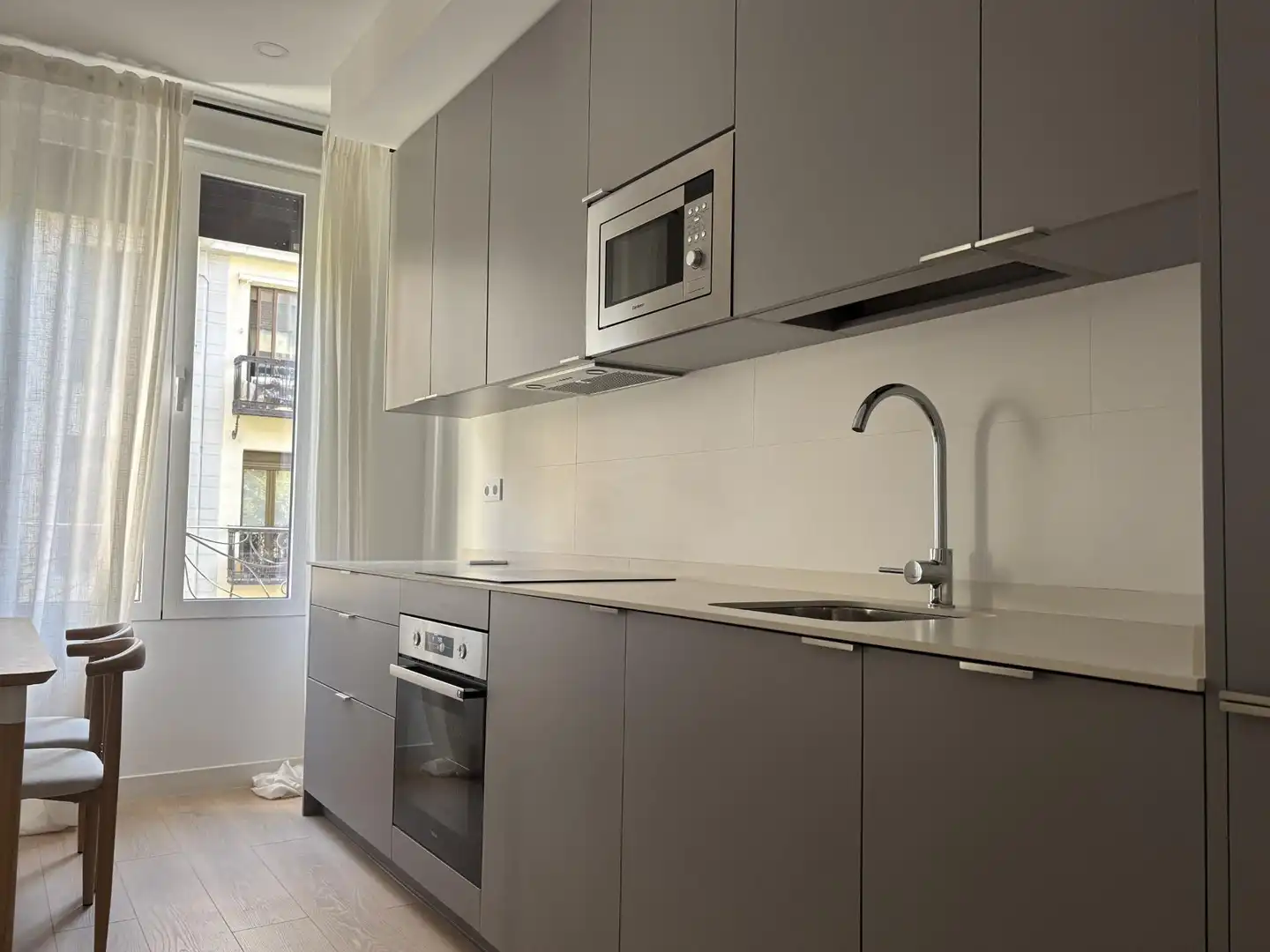 Kitchen of Flat for rent in Madrid  with Air Conditioner, Heating and Furnished