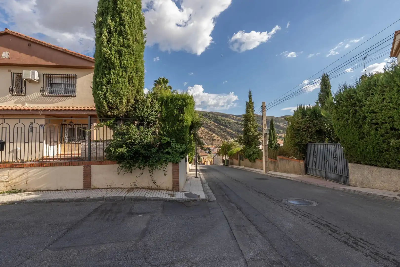 Xalet amb terrassa en venda a Pinos Genil, imagen 2