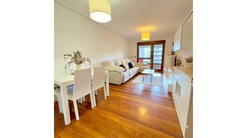 Foto 2 de Piso en venta en Calle Jauregizahar, Amorebieta-Etxano, Bizkaia