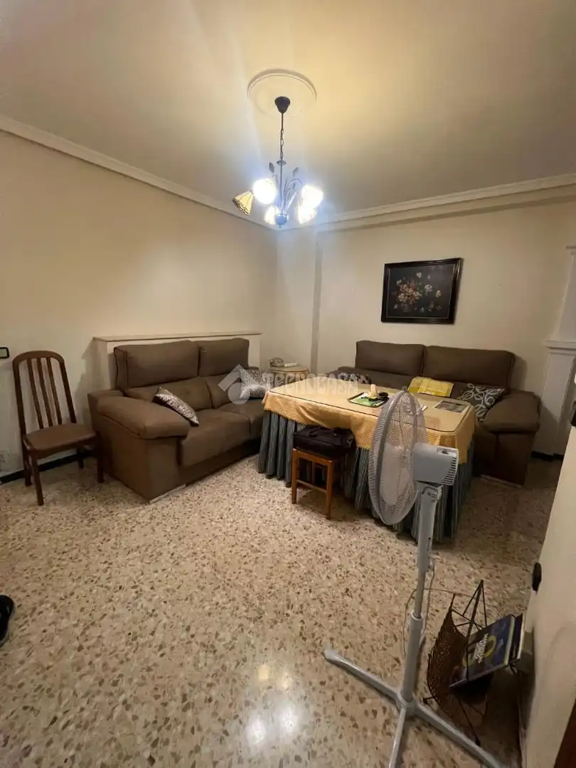 Sala d'estar de Casa o xalet en venda en Sevilla amb Aire condicionat i Terrassa