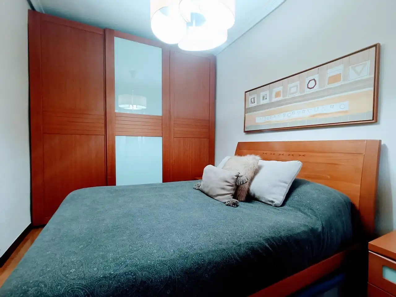 Schlafzimmer von Wohnung zur Miete in Madrid mit Klimaanlage, Heizung und Parkett
