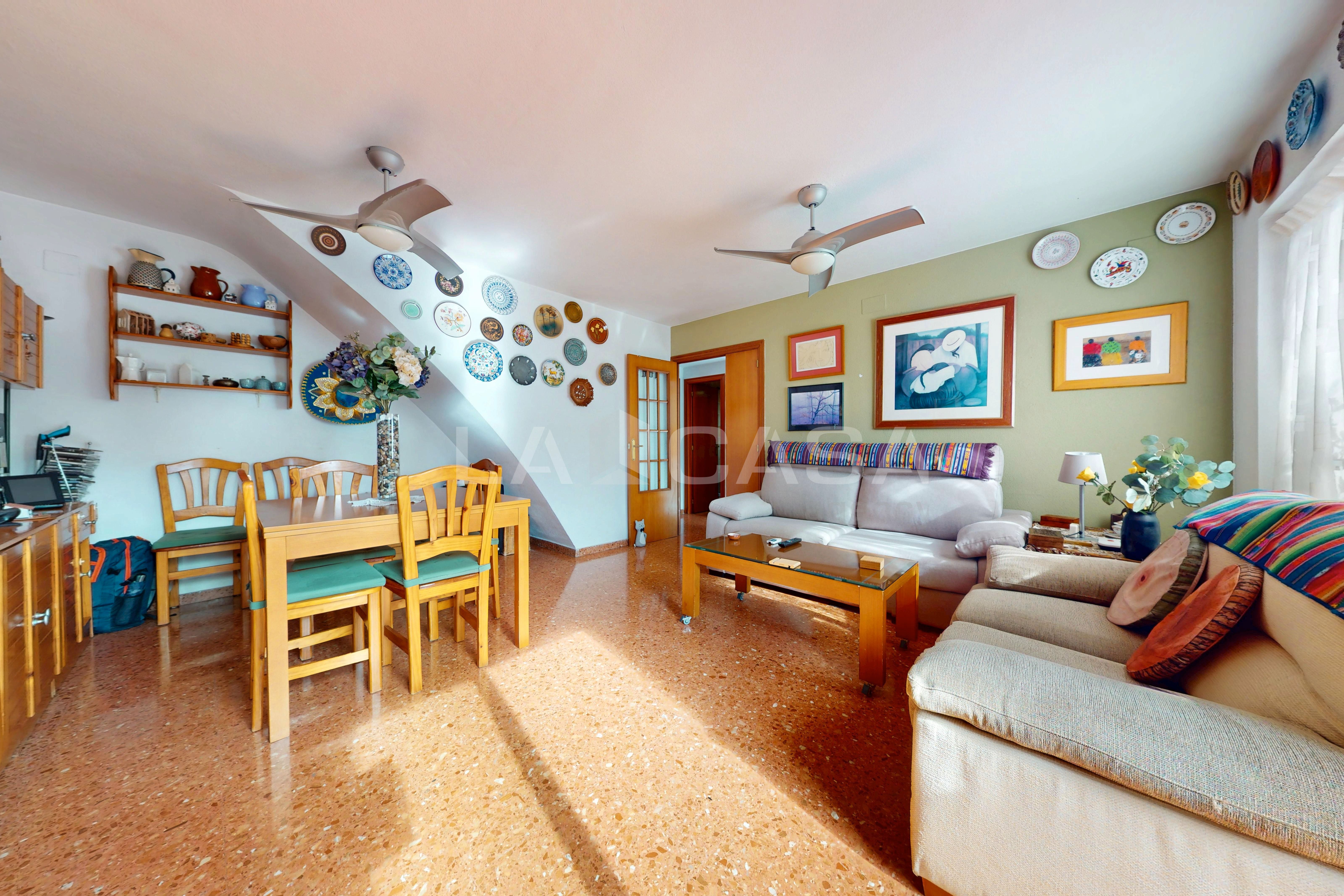 Sala d'estar de Pis en venda en  Valencia Capital amb Balcó