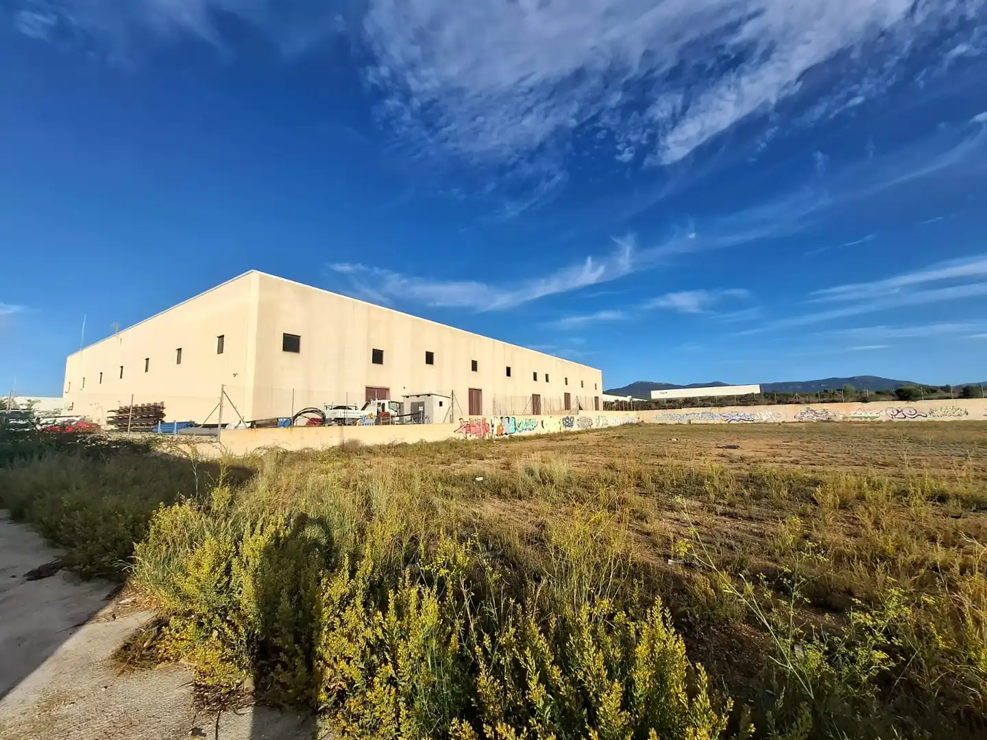 Exterior view of Industrial land for sale in Valls