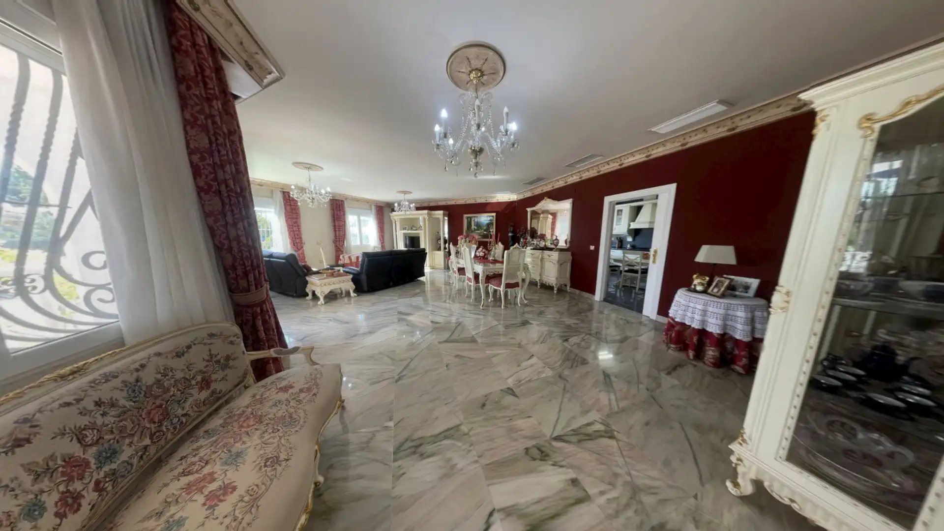 Menjador de Casa o xalet en venda en San Vicente del Raspeig / Sant Vicent del Raspeig amb Aire condicionat, Calefacció i Jardí privat