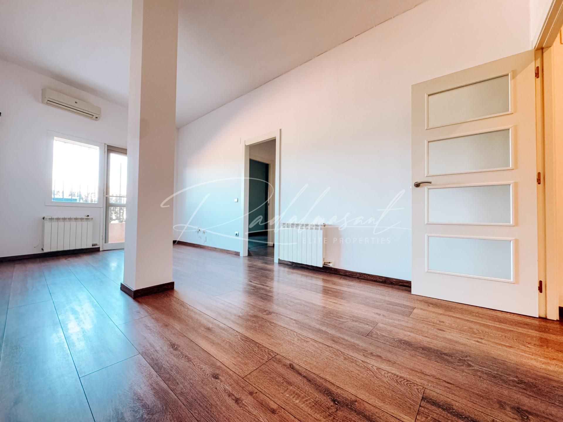 Flat for sale in El Pla de Santa Maria