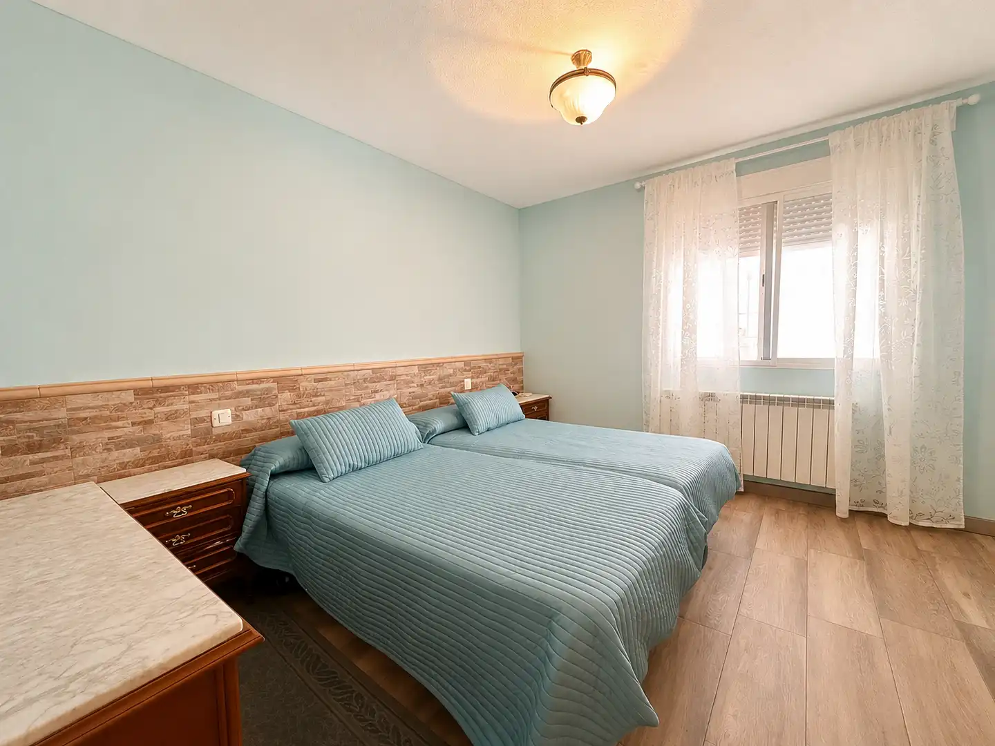 Habitación de Casa o chalet en venta en Nuevo Baztán con Aire acondicionado, Calefacción y Jardín privado