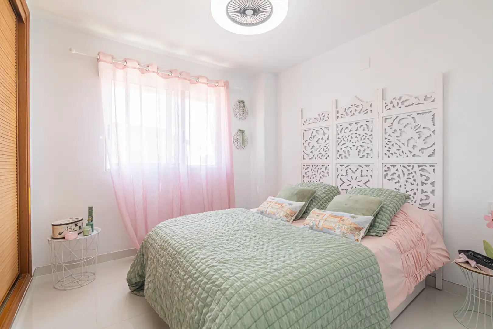 Dormitori de Apartament en venda en Santa Pola amb Aire condicionat, Moblat i Balcó