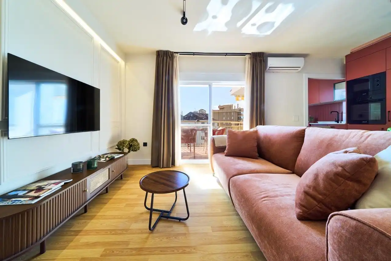 Sala de estar de Apartamento de alquiler en Fuengirola con Aire acondicionado, Terraza y Amueblado