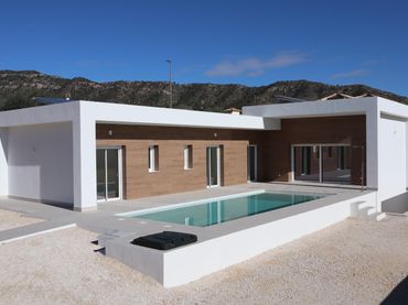 Detached house with pool for sale in La Romana