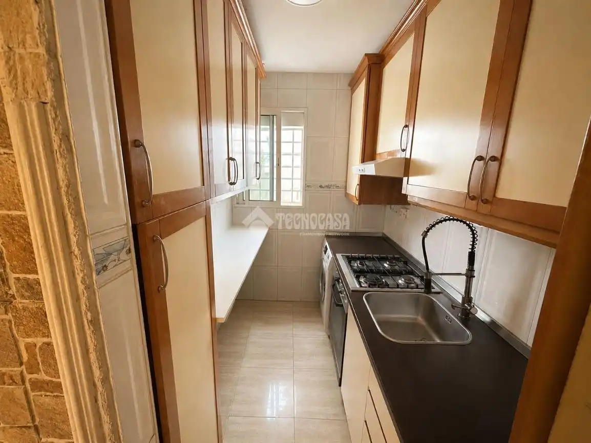 Kitchen of Flat for sale in Madrid  with Air Conditioner and Furnished